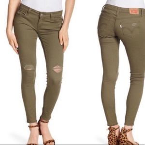 Levi’s 535 Super Skinny Jeans